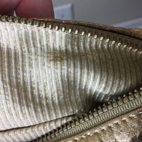 Lauren Merkin: Gold Leather purse - Picture 9 of 11